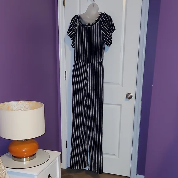 Allison Andrews Striped Black and White Jumpsuit Sz: L - Picture 6 of 6